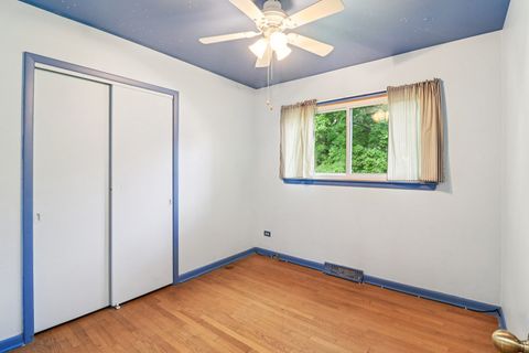 Tiny photo for 37371 N Shirley Drive, Gurnee, IL 60031 (MLS # 12462964)