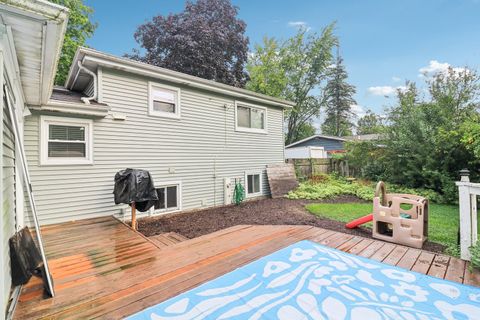 Tiny photo for 37371 N Shirley Drive, Gurnee, IL 60031 (MLS # 12462964)