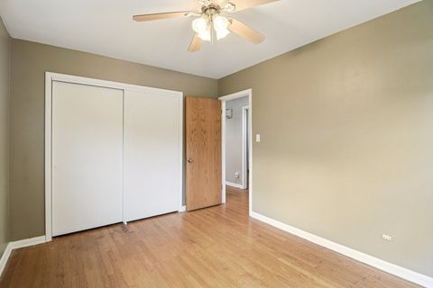 Tiny photo for 37371 N Shirley Drive, Gurnee, IL 60031 (MLS # 12462964)