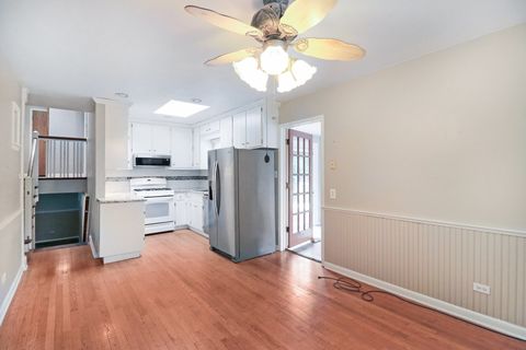 Tiny photo for 37371 N Shirley Drive, Gurnee, IL 60031 (MLS # 12462964)