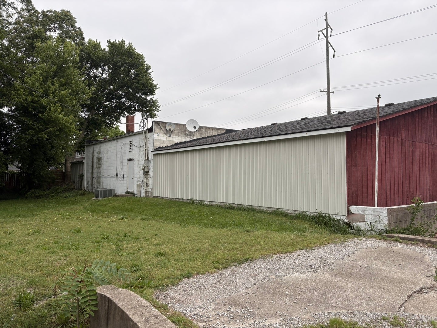 1201 N Main Street