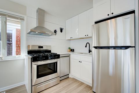 Tiny photo for 7519 W Argyle Street, Harwood Heights, IL 60706 (MLS # 12454260)