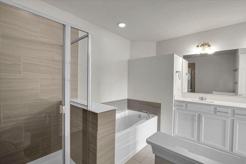 Tiny photo for 29W710 Everton Drive, Warrenville, IL 60555 (MLS # 12520190)