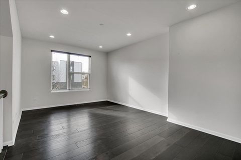 Tiny photo for 29W710 Everton Drive, Warrenville, IL 60555 (MLS # 12520190)