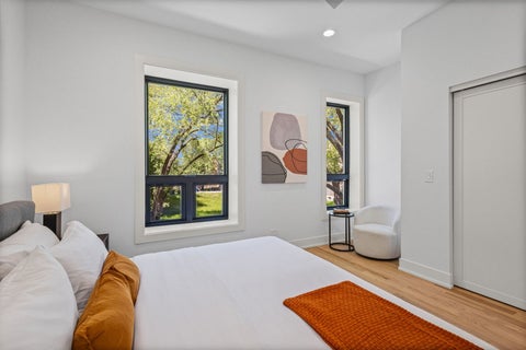 Tiny photo for 433 E 46th Place, Chicago, IL 60653 (MLS # 12645132)