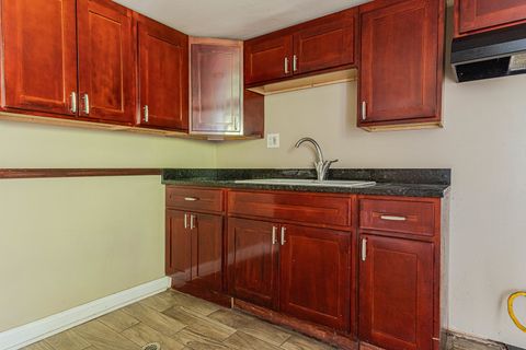 Tiny photo for 6621 S Vernon Avenue, Chicago, IL 60637 (MLS # 12504650)