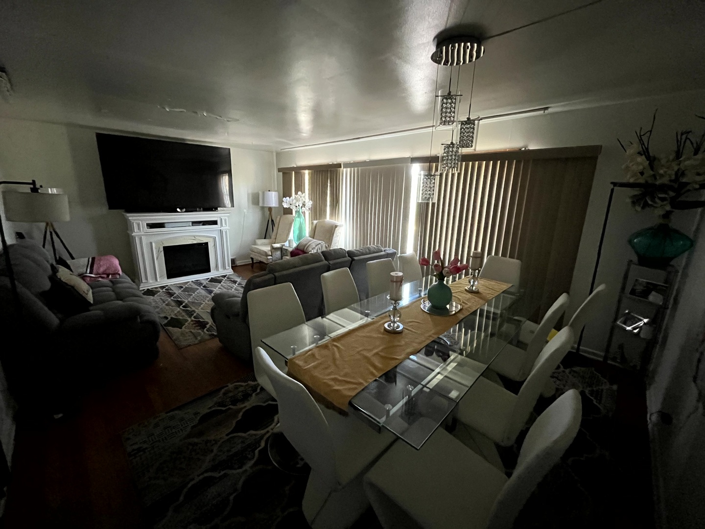 5555 W Newport Avenue