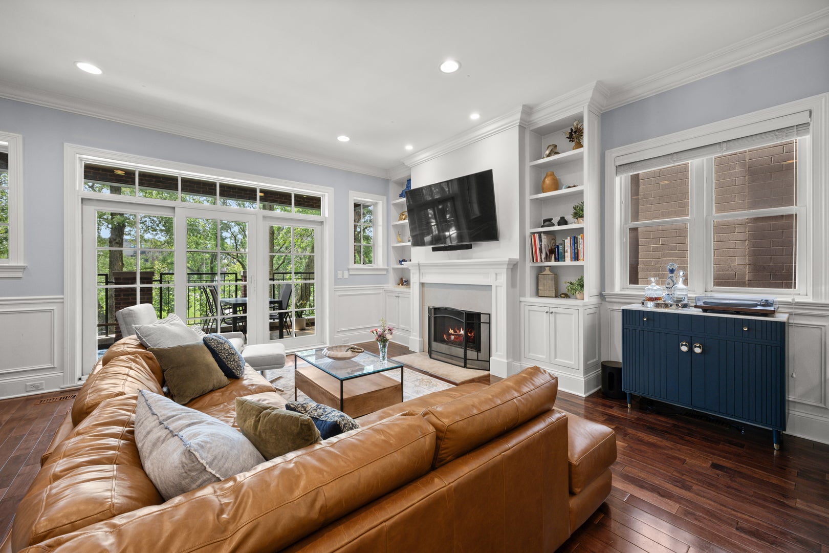 1540 W Wrightwood Avenue 2