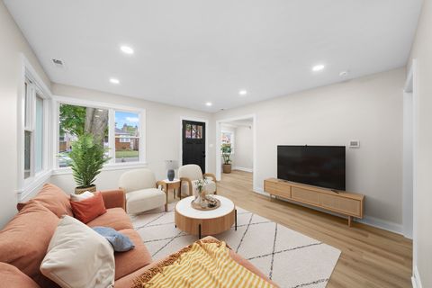 Tiny photo for 4122 Wenonah Avenue, Stickney, IL 60402 (MLS # 12552205)