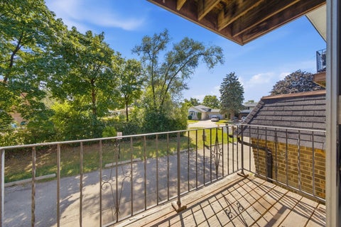 Tiny photo for 215 S Hale Street #6A, Addison, IL 60101 (MLS # 12756773)