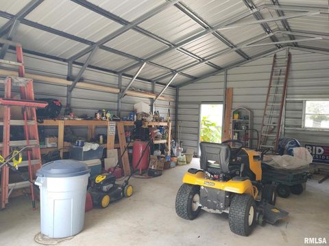 Tiny photo for 601 OHIO Street, Grand Chain, IL 62941 (MLS # EB459493)