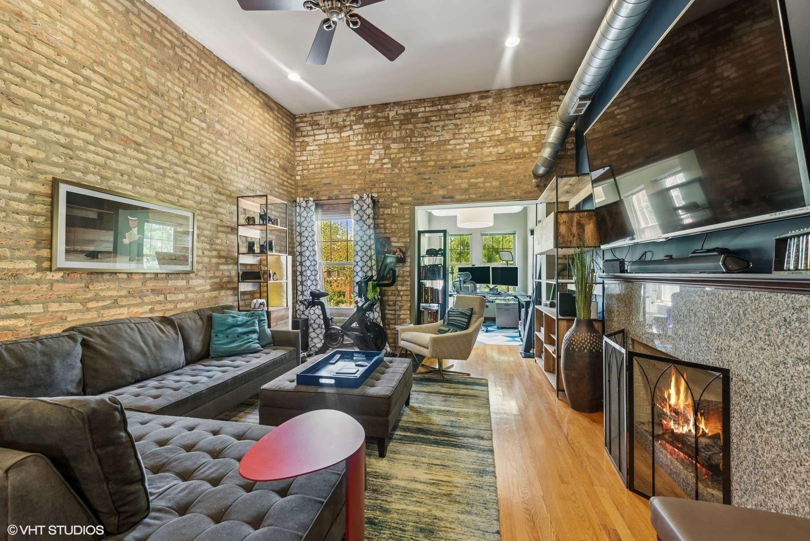 1471 W Foster Avenue 3E