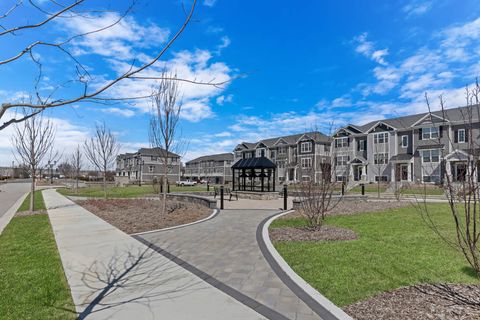 Tiny photo for 575 yosemite Way, Mundelein, IL 60060 (MLS # 12530732)