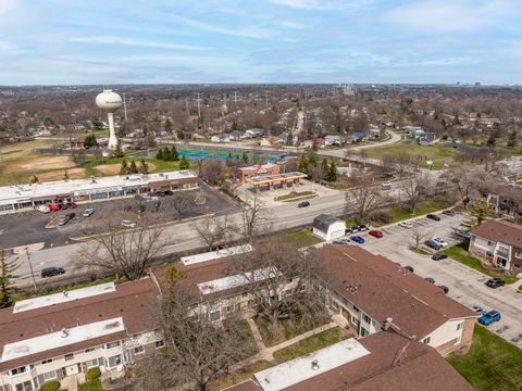 Tiny photo for 3008 Roberts Drive #1, Woodridge, IL 60517 (MLS # 12602252)