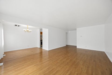 Tiny photo for 3008 Roberts Drive #1, Woodridge, IL 60517 (MLS # 12602252)