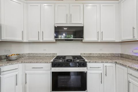 Tiny photo for 1911 Continental Avenue, Naperville, IL 60563 (MLS # 12386128)