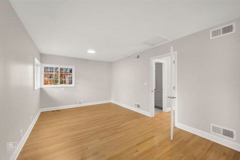 Tiny photo for 1722 Bonita Avenue, Mount Prospect, IL 60056 (MLS # 12519843)