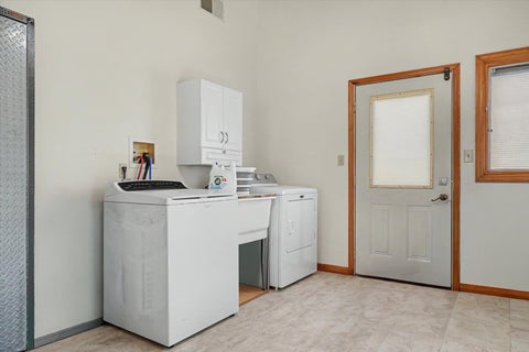Tiny photo for 304 Cherokee Drive, Georgetown, IL 61846 (MLS # 12688894)