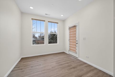 Tiny photo for 533 Watercress Drive, Aurora, IL 60504 (MLS # 12556424)