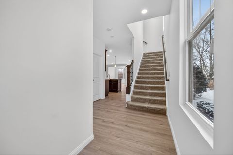 Tiny photo for 533 Watercress Drive, Aurora, IL 60504 (MLS # 12556424)