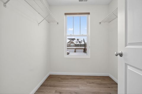 Tiny photo for 533 Watercress Drive, Aurora, IL 60504 (MLS # 12556424)