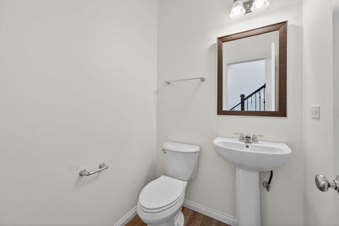 Tiny photo for 533 Watercress Drive, Aurora, IL 60504 (MLS # 12556424)