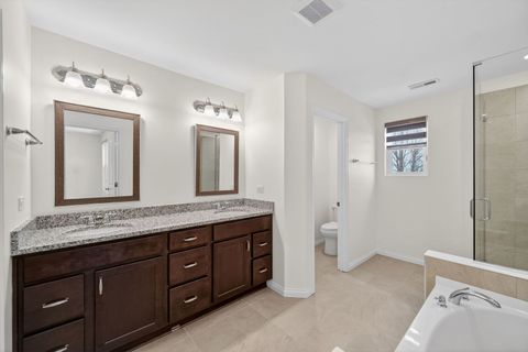 Tiny photo for 533 Watercress Drive, Aurora, IL 60504 (MLS # 12556424)