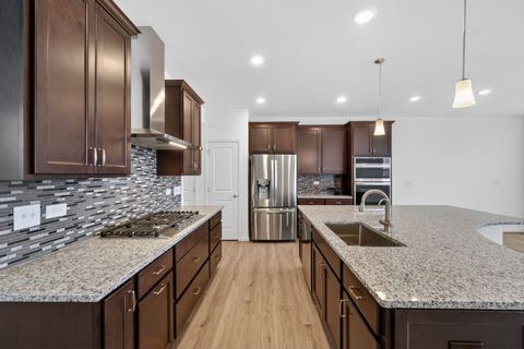 Tiny photo for 533 Watercress Drive, Aurora, IL 60504 (MLS # 12556424)