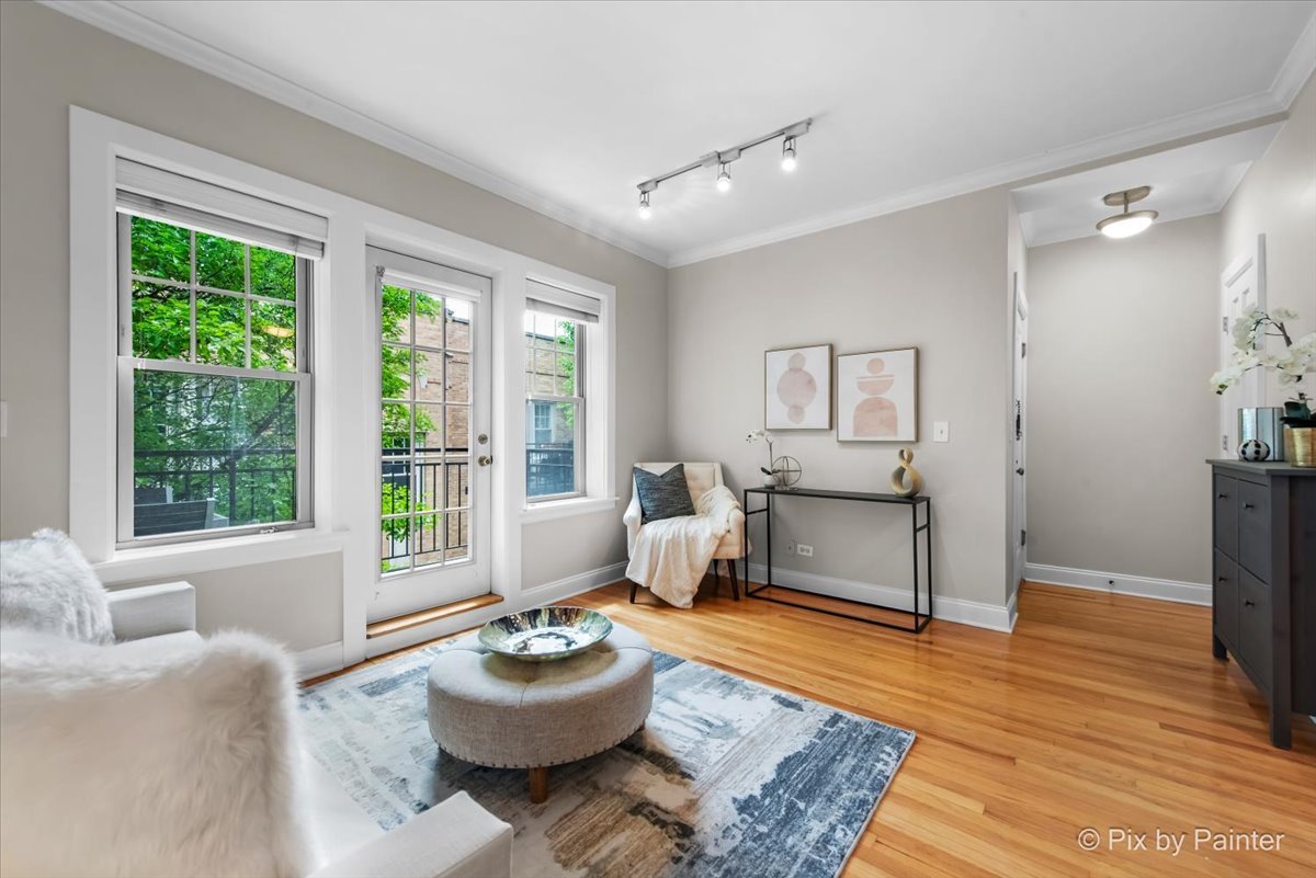 2241.5 N Lincoln Avenue 3B