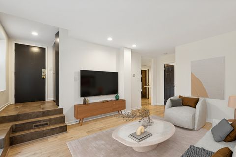 Tiny photo for 1069 W FOSTER Avenue #1C, Chicago, IL 60640 (MLS # 12531461)