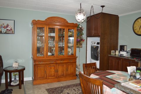 Tiny photo for 110 W Butterfield Road #402S, Elmhurst, IL 60126 (MLS # 12614121)