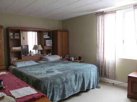 Tiny photo for 110 W Butterfield Road #402S, Elmhurst, IL 60126 (MLS # 12614121)