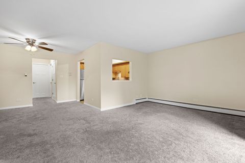 Tiny photo for 751 S DWYER Avenue #F, Arlington Heights, IL 60005 (MLS # 12470946)