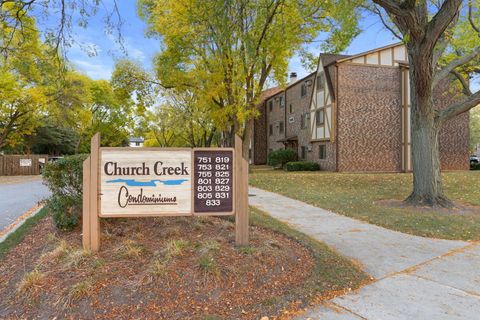 Tiny photo for 751 S DWYER Avenue #F, Arlington Heights, IL 60005 (MLS # 12470946)