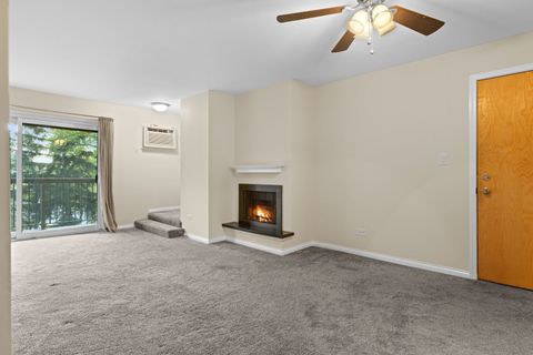 Tiny photo for 751 S DWYER Avenue #F, Arlington Heights, IL 60005 (MLS # 12470946)