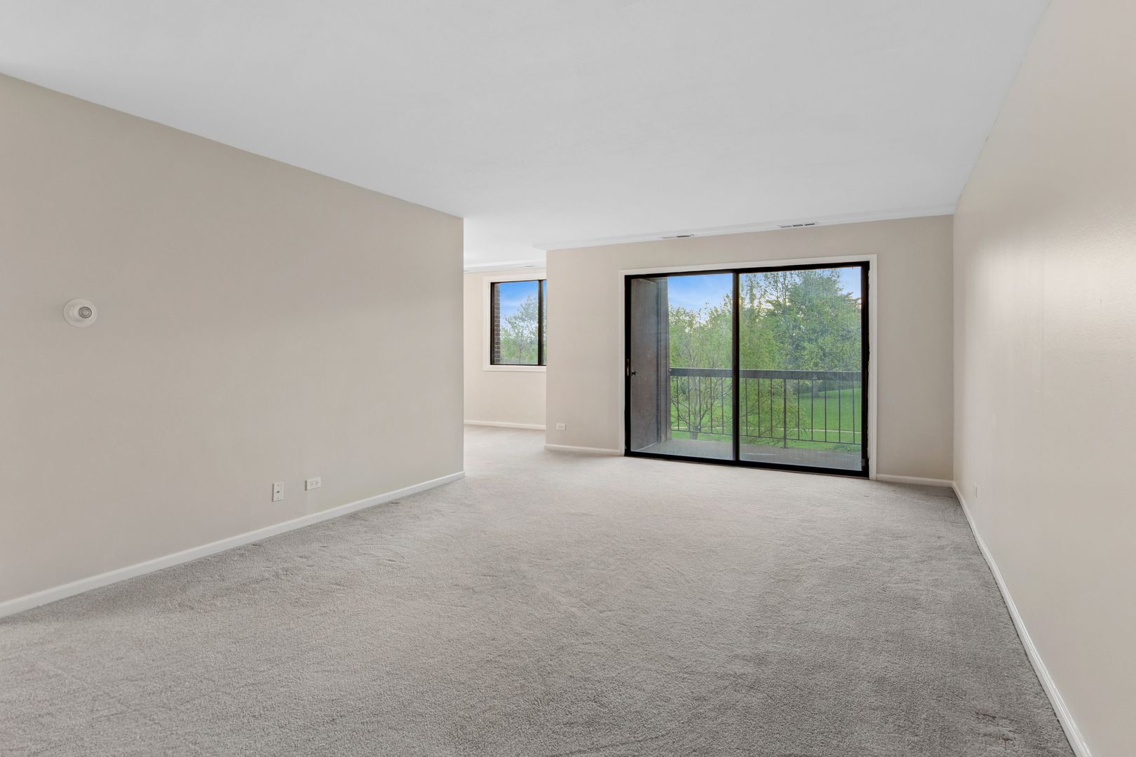 460 Raintree Court 2N