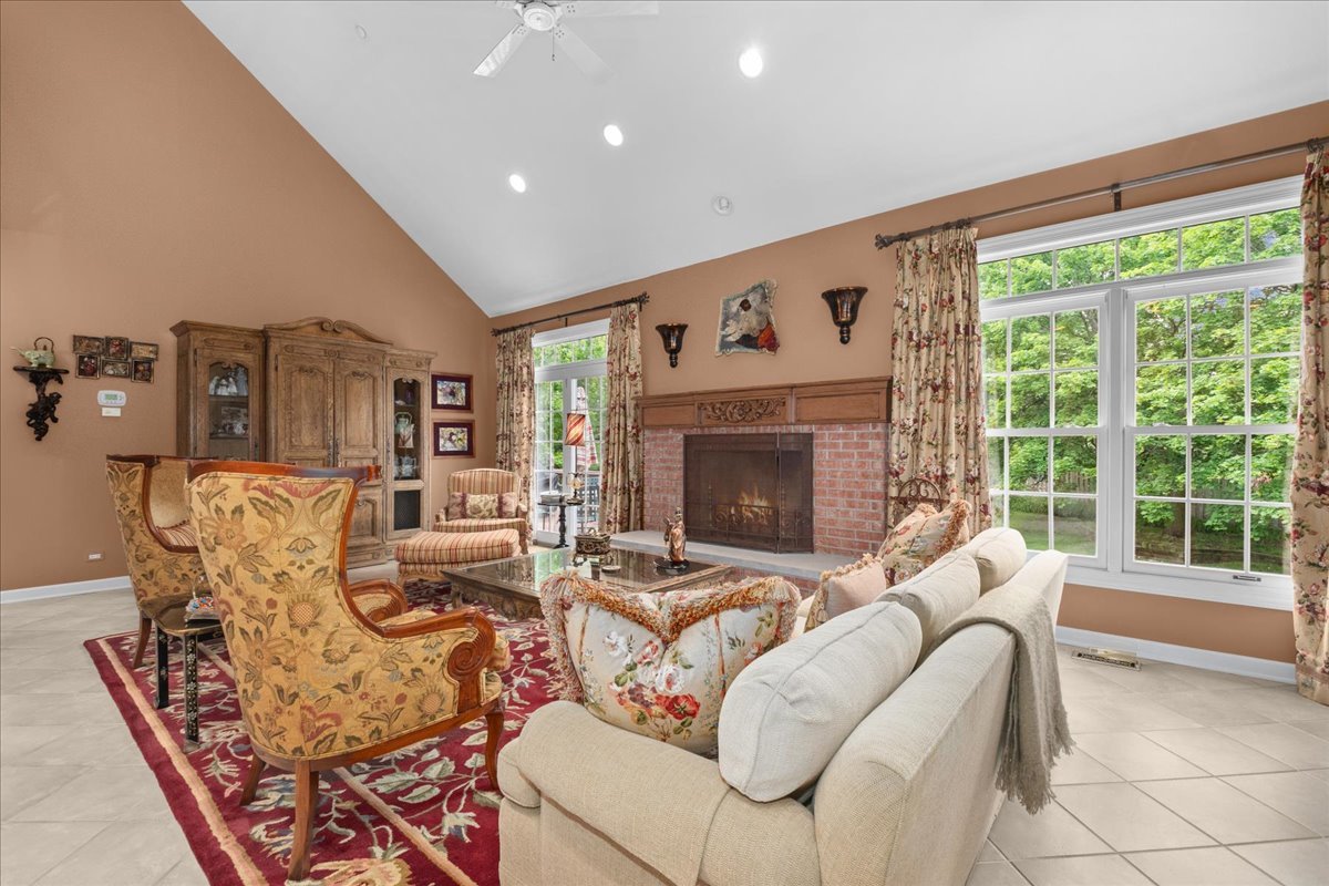 850 Evergreen Way
