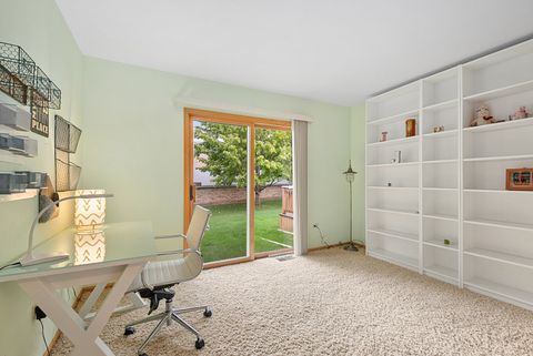 Tiny photo for 5002 W Circle Place, Crestwood, IL 60418 (MLS # 12501288)