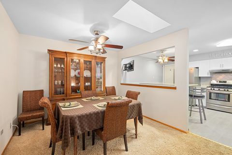 Tiny photo for 5002 W Circle Place, Crestwood, IL 60418 (MLS # 12501288)