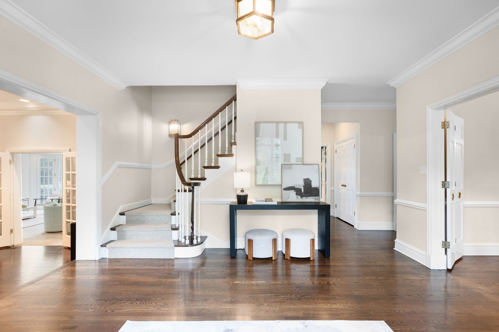 209 N Green Bay Road