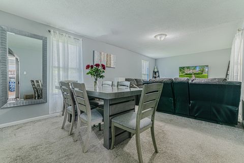 Tiny photo for 552 Walnut Avenue, Elgin, IL 60123 (MLS # 12510705)