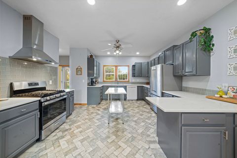 Tiny photo for 43W140 Campton Hills Road, Elburn, IL 60119 (MLS # 12509950)