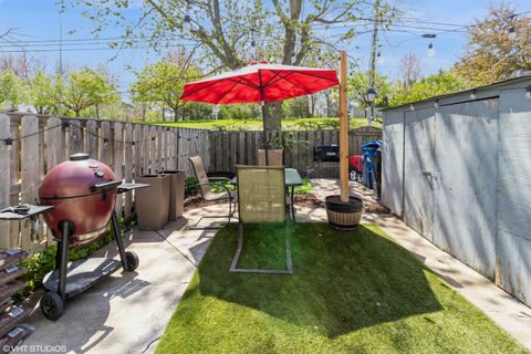 Tiny photo for 808 Bishop Court, Schaumburg, IL 60194 (MLS # 12496056)