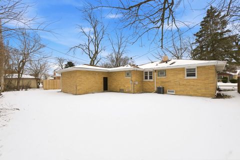 Tiny photo for 1006 E 163rd Street, South Holland, IL 60473 (MLS # 12560994)