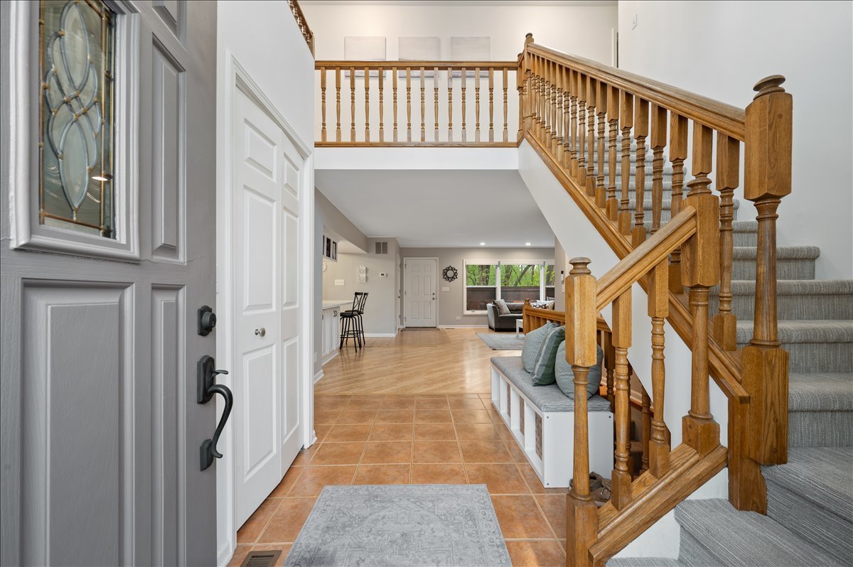 5844 Capri Lane