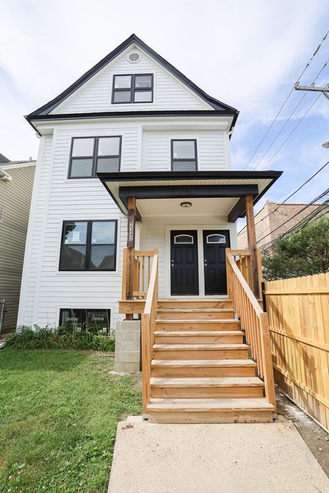2342 N Lawndale Avenue 2 Chicago IL 60647