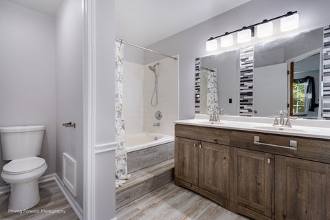 Tiny photo for 40 Crab Tree Drive, Westmont, IL 60559 (MLS # 12737357)