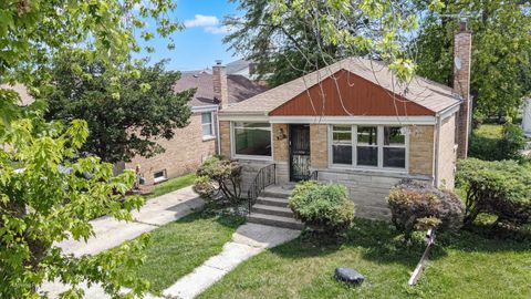 Tiny photo for 241 51st Avenue, Bellwood, IL 60104 (MLS # 12423812)