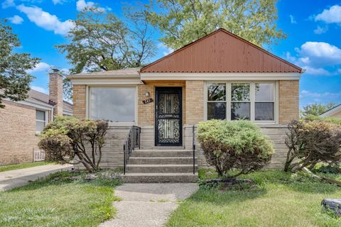 Photo of 241 51st Avenue, Bellwood, IL 60104 (MLS # 12423812)