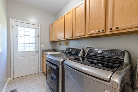 Tiny photo for 416 Ptarmigan Place, Lindenhurst, IL 60046 (MLS # 12797829)